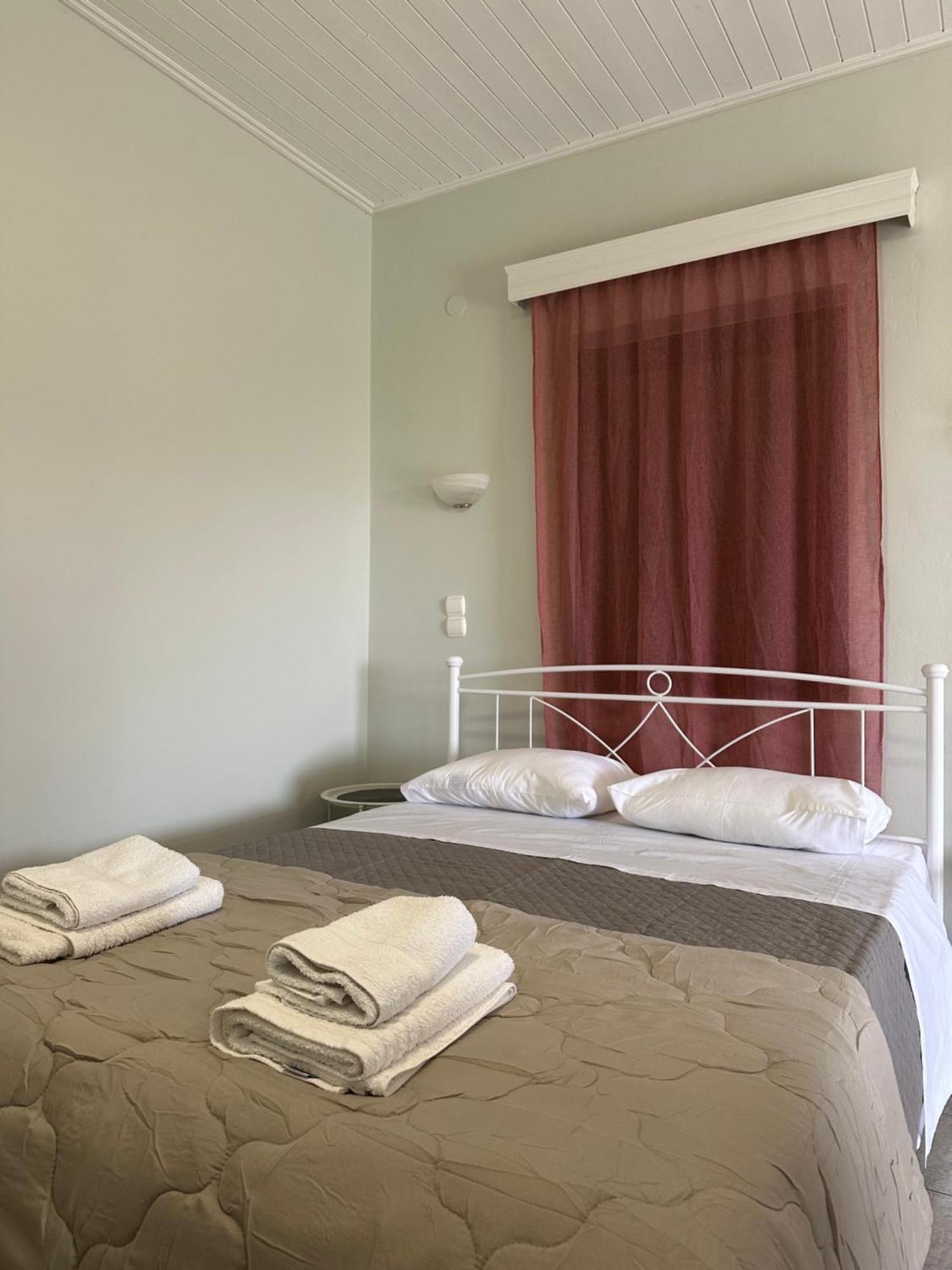 Odysseas Rooms Kalo Nero Exterior photo